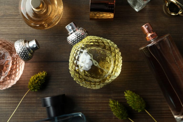 The History of Perfume: From Ancient Rituals to Modern Scents